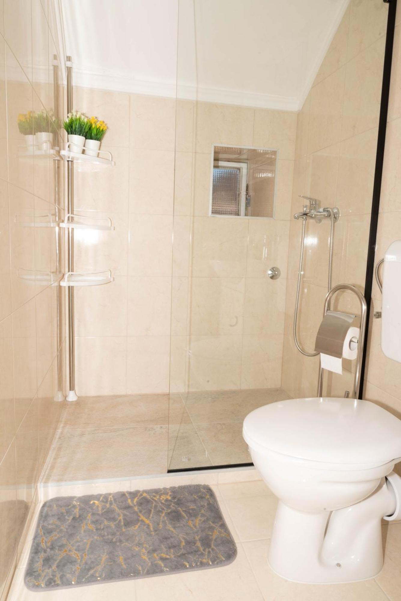 Guest House Ivona Сплит Екстериор снимка