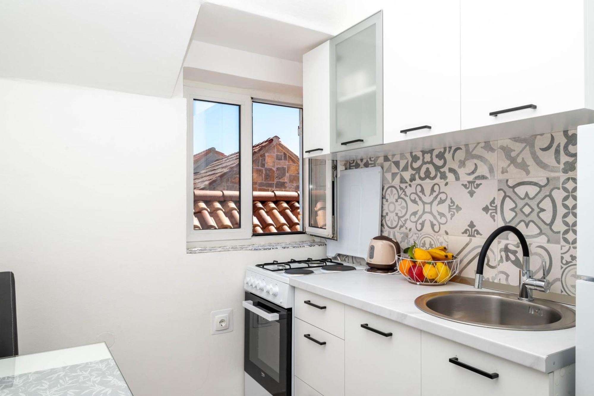 Guest House Ivona Сплит Екстериор снимка