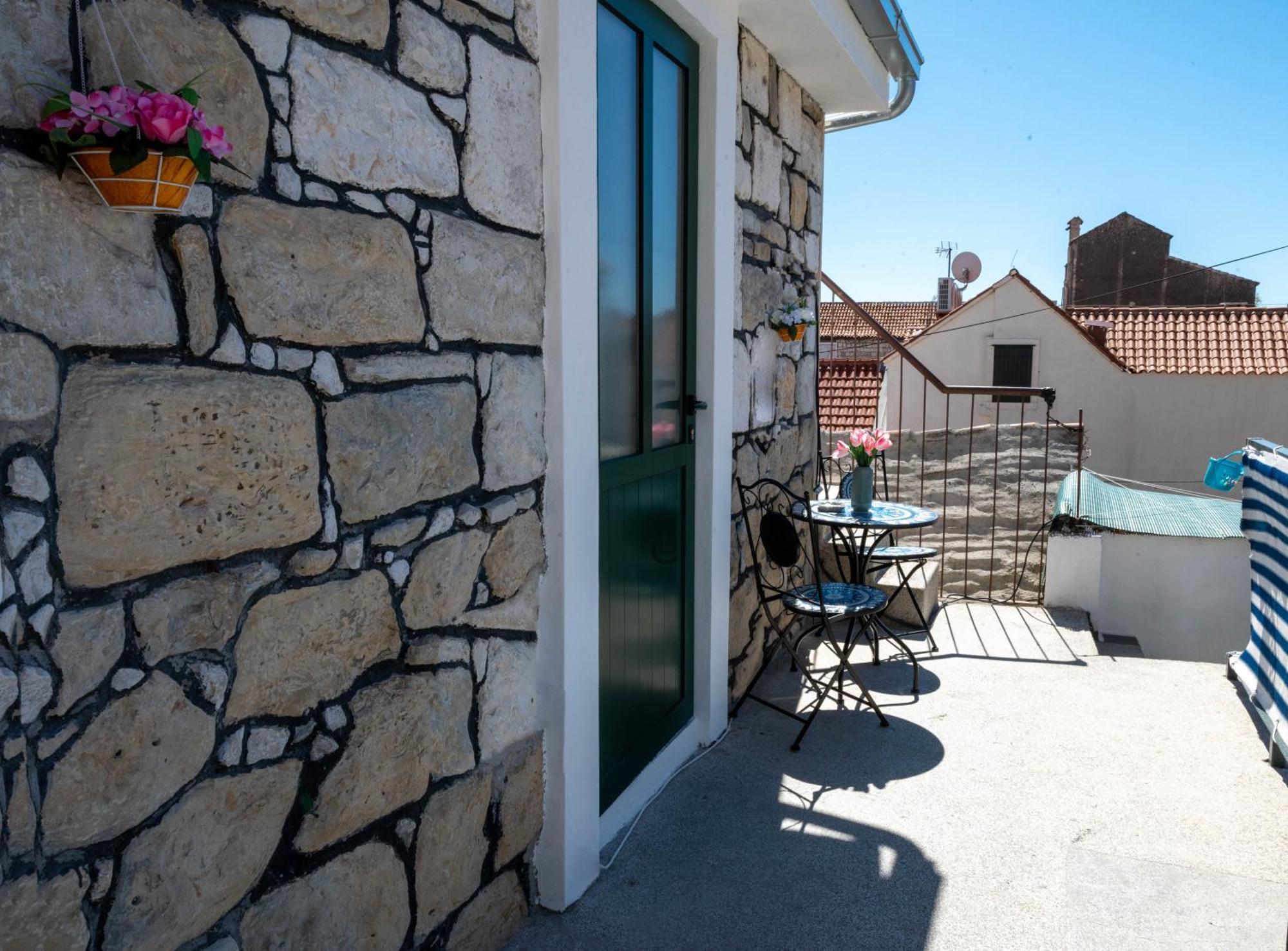 Guest House Ivona Сплит Екстериор снимка