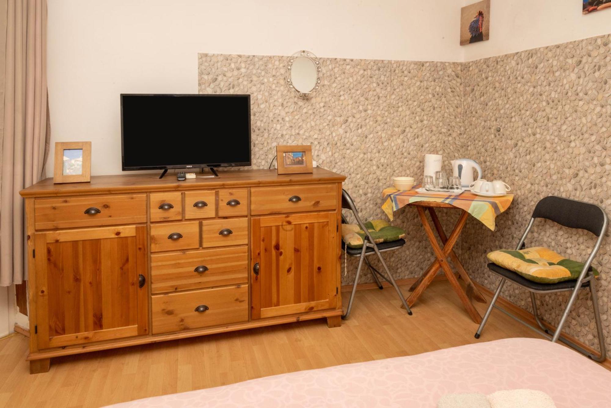 Guest House Ivona Сплит Екстериор снимка