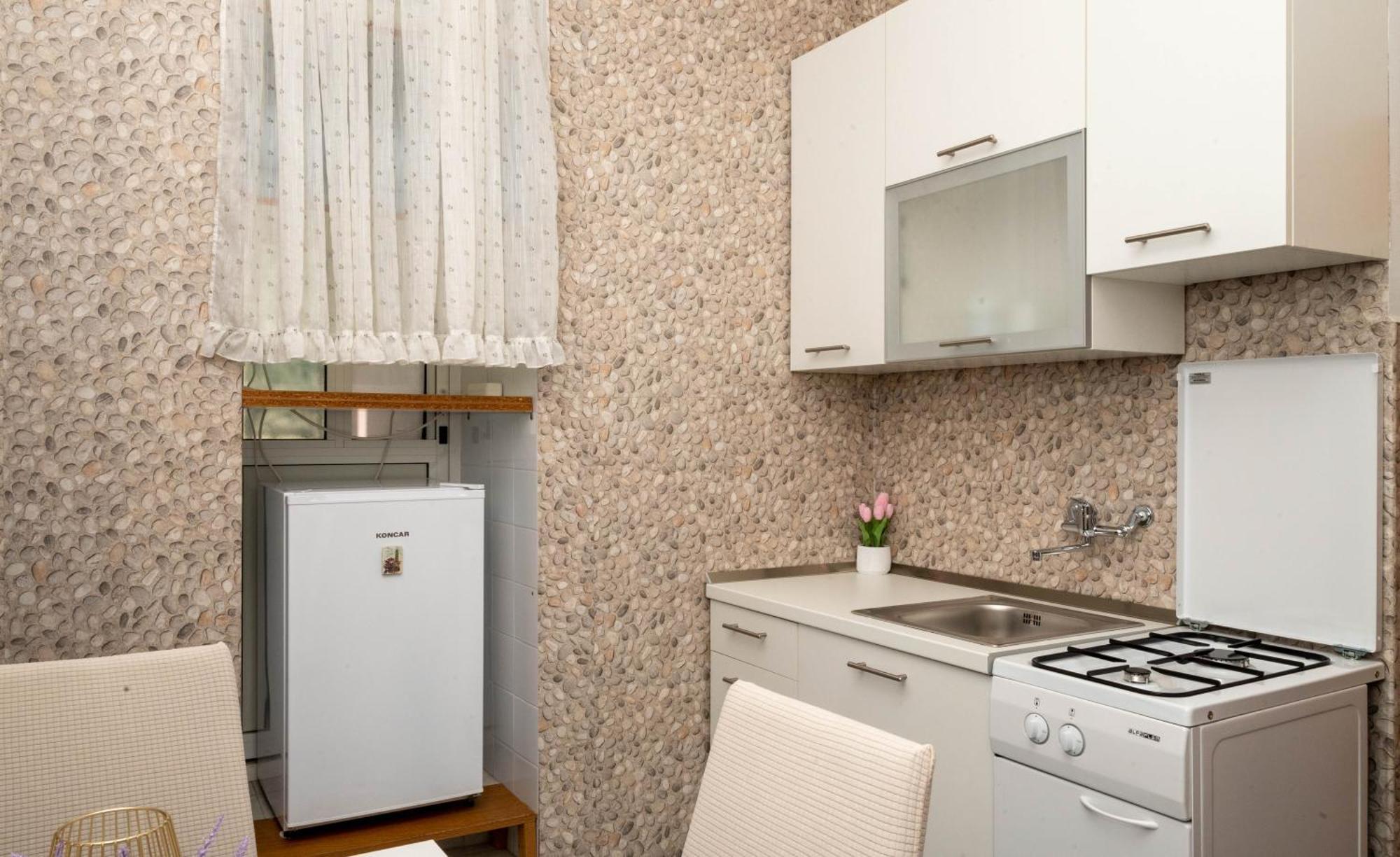 Guest House Ivona Сплит Екстериор снимка