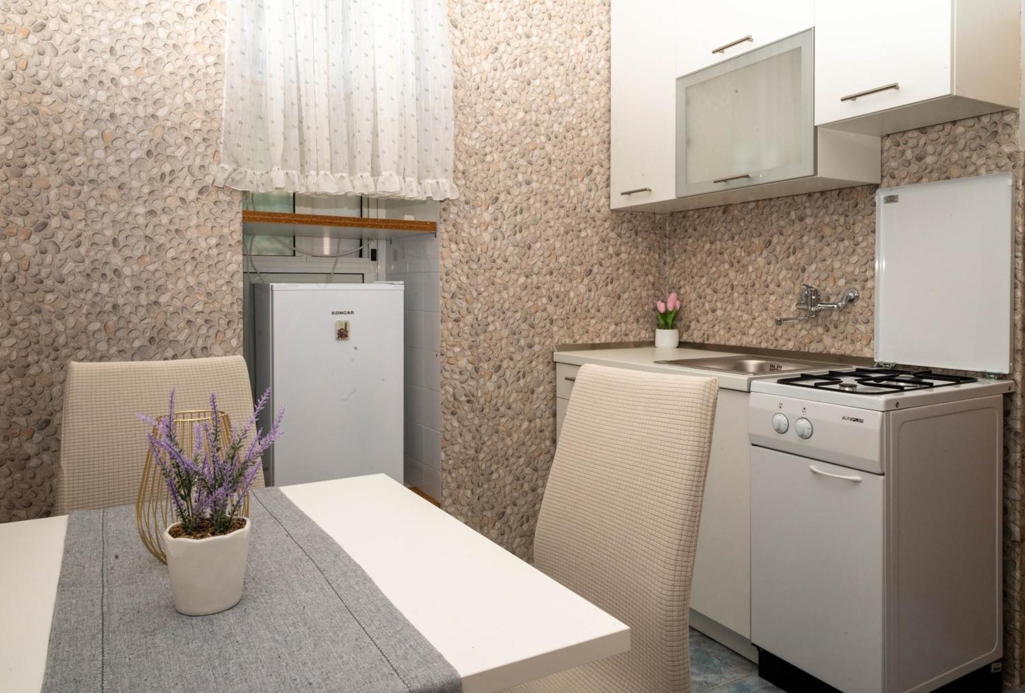 Guest House Ivona Сплит Екстериор снимка