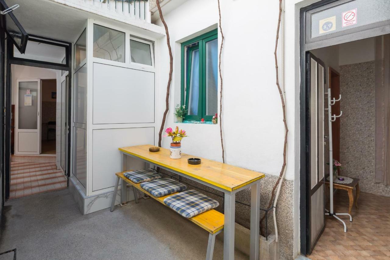 Guest House Ivona Сплит Екстериор снимка